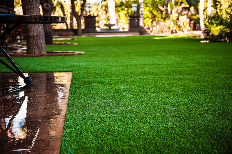 synthetic grass for best looks